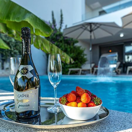 Luxury Villas White Sails Pinezići Exterior foto