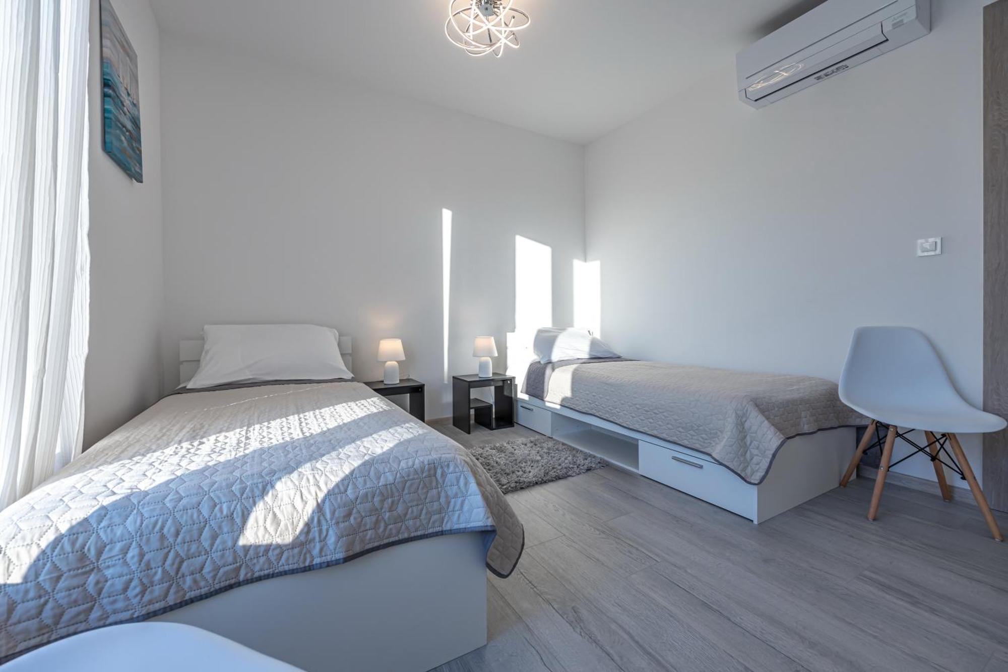 Luxury Villas White Sails Pinezići Exterior foto
