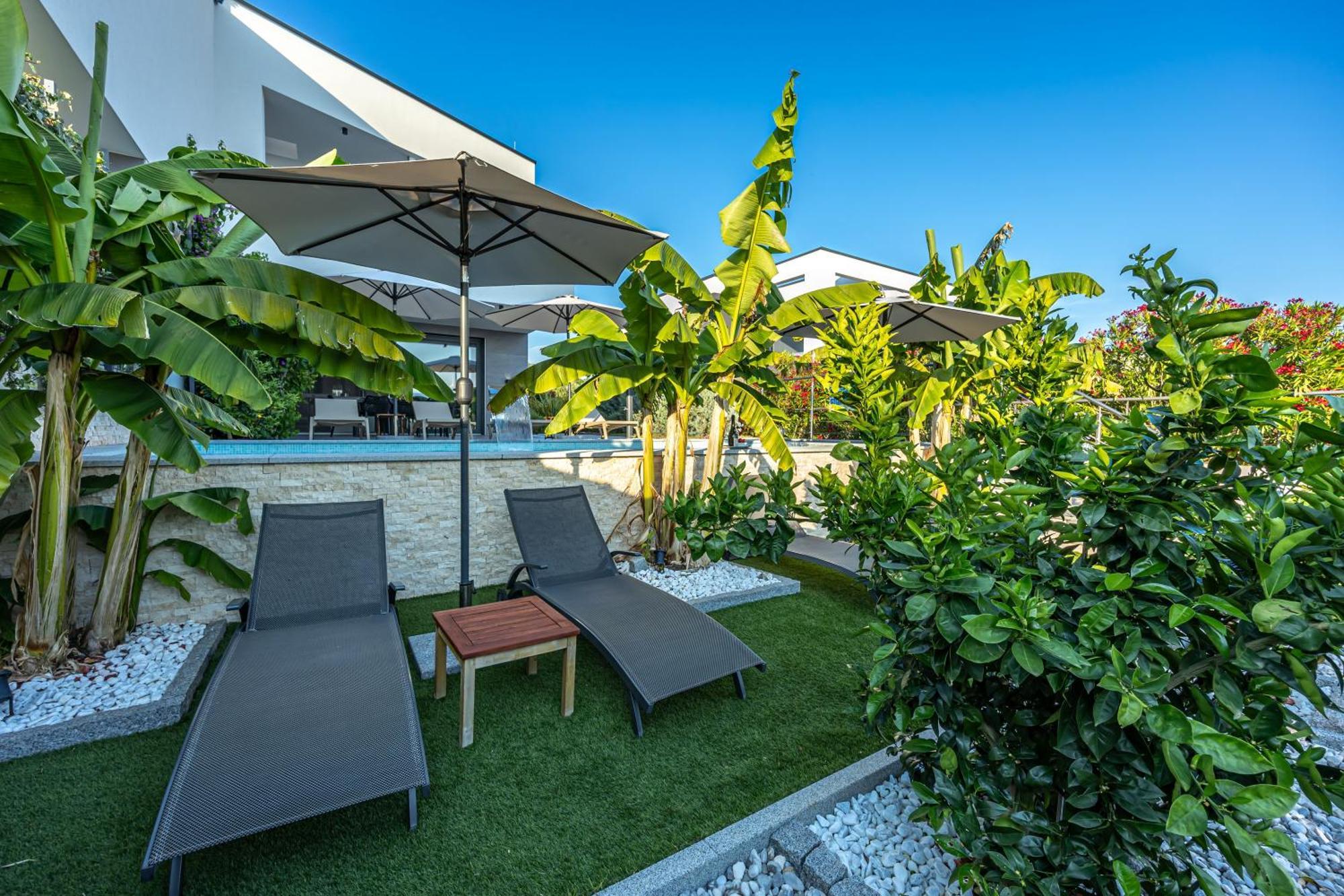 Luxury Villas White Sails Pinezići Exterior foto