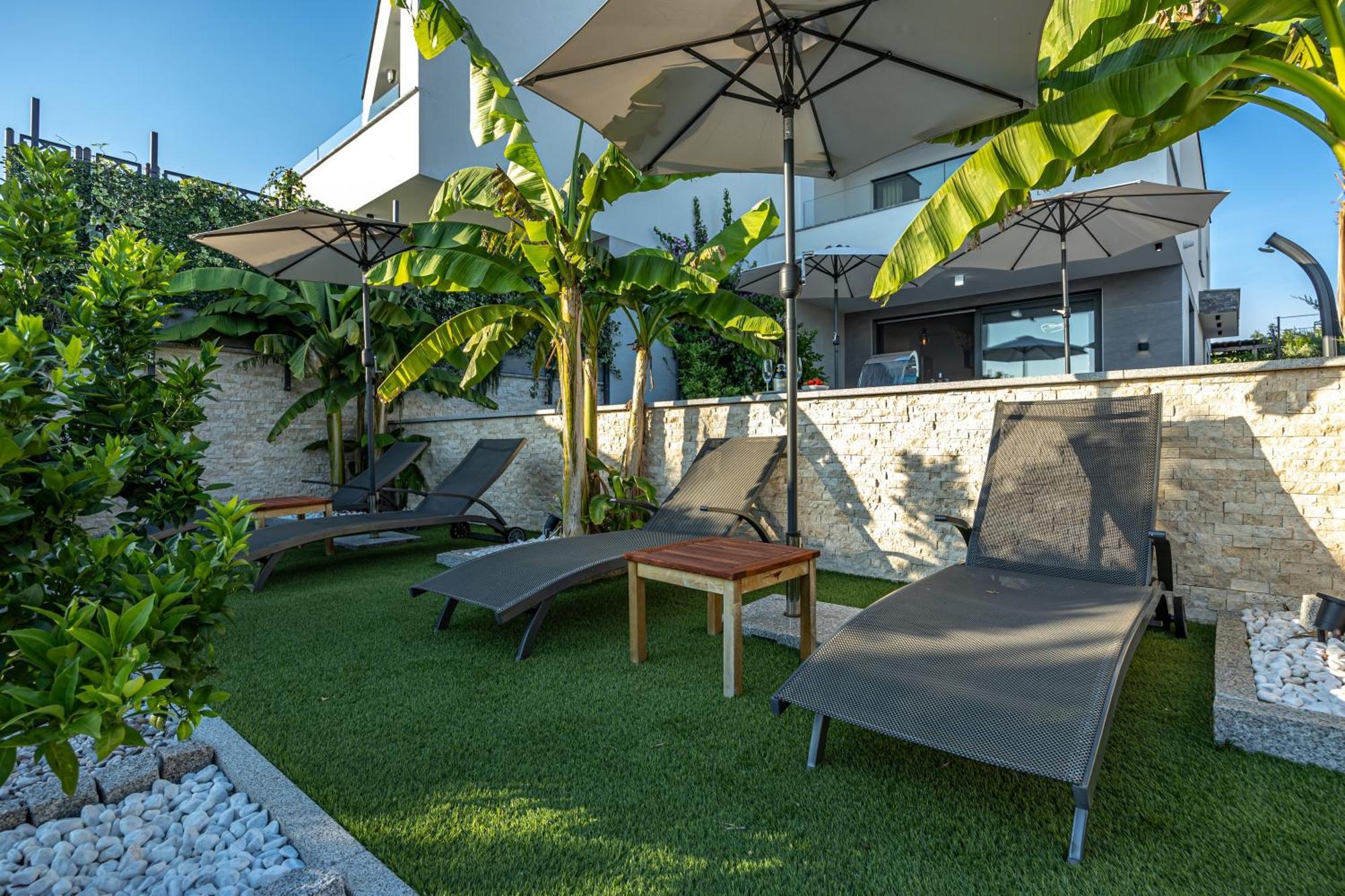Luxury Villas White Sails Pinezići Exterior foto