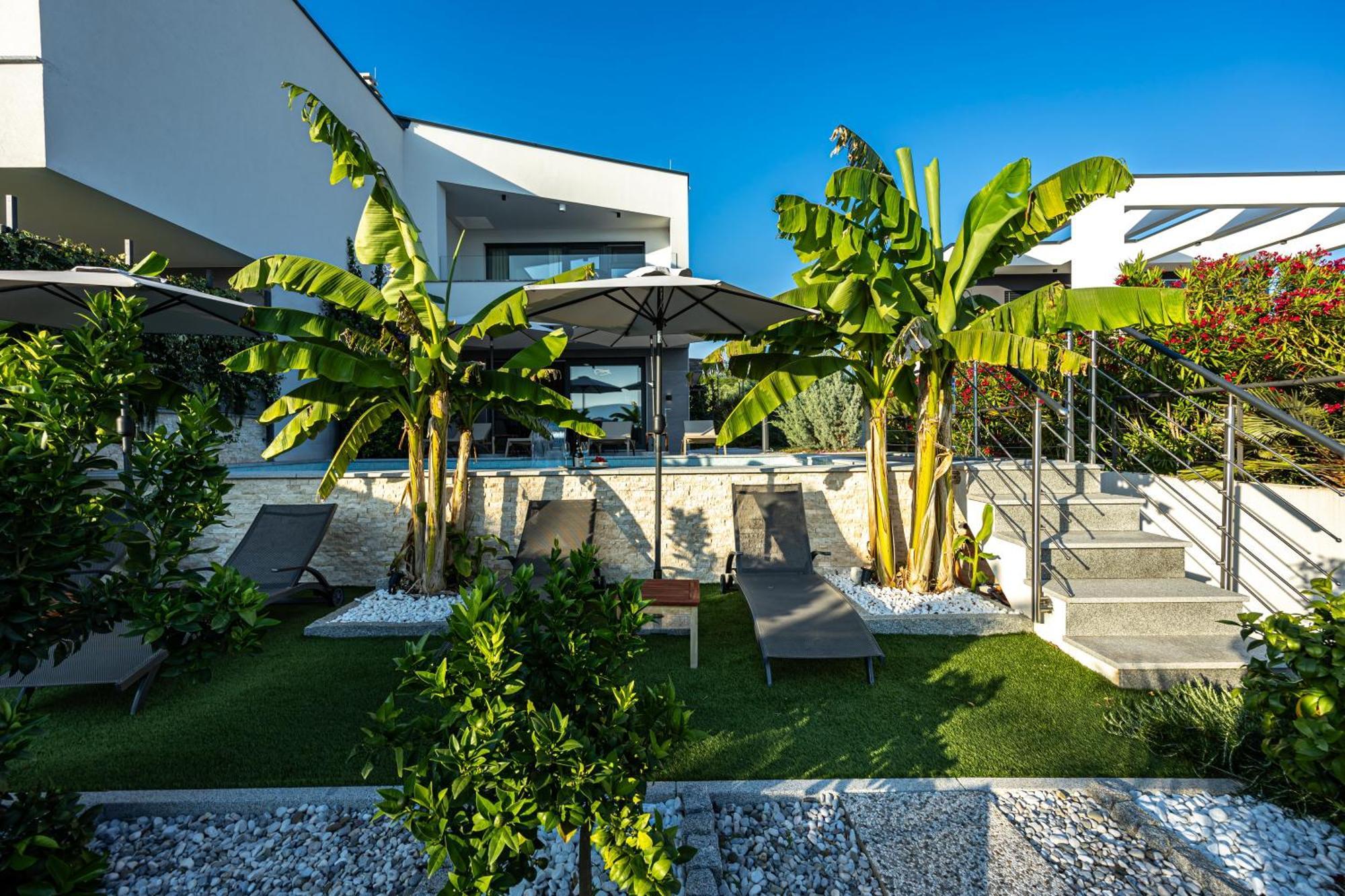 Luxury Villas White Sails Pinezići Exterior foto