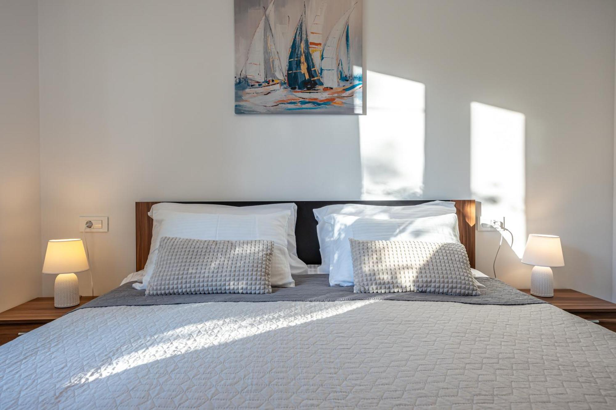 Luxury Villas White Sails Pinezići Exterior foto